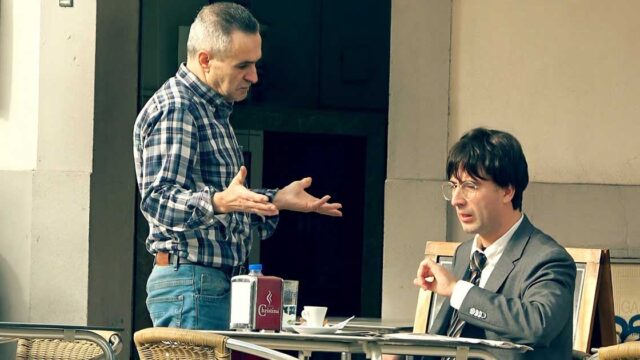 Pierre Zago fez pedido “às pinguinhas” e testa paciência ao homem do café