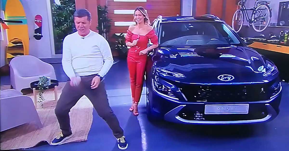 João Baião protagoniza dança da sorte INSÓLITA em Casa Feliz